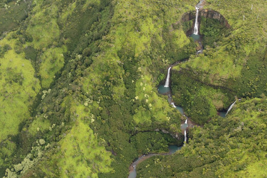 Kauai Manawaiopuna waterfall in Jurassic Park